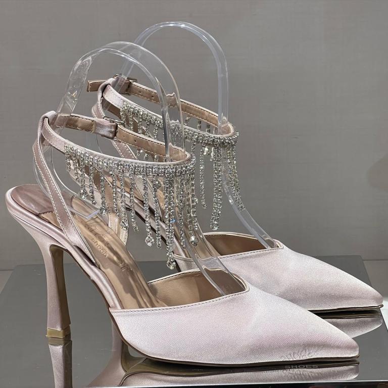 נעלי ג'וזף אאוטלט ירכא נעלי ג'וזף אאוטלט ירכא