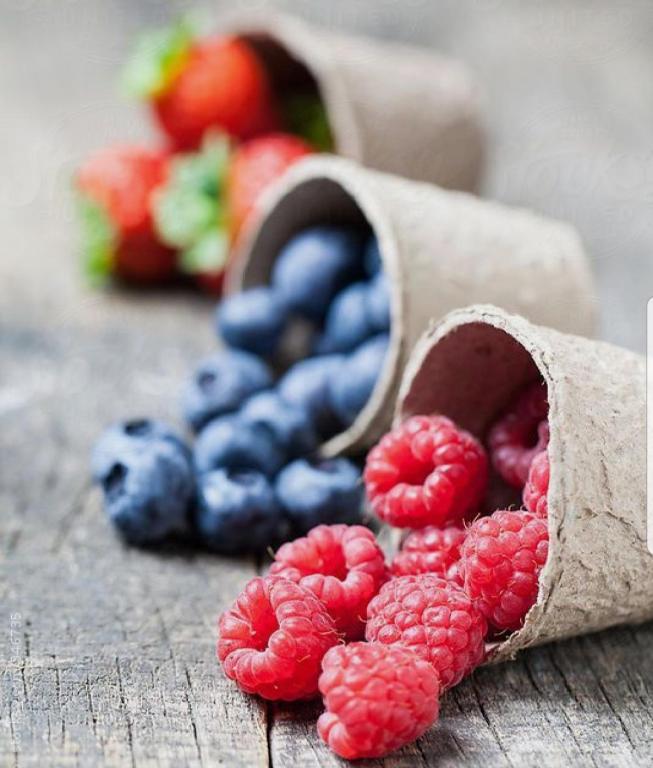 חוות הסוס והדובדבן חוות הסוס והדובדבן