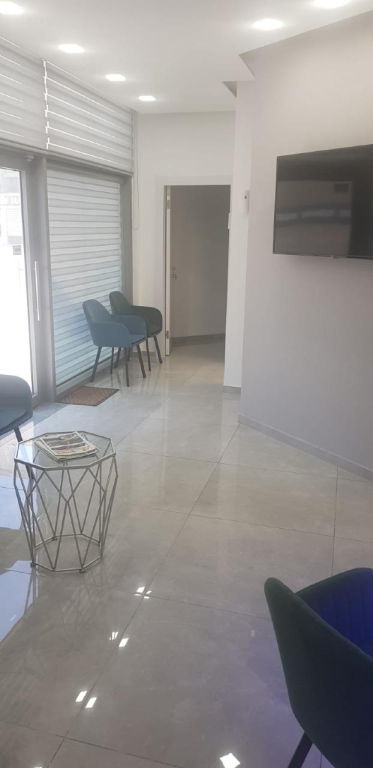 משה אליק מעבדת שיניים משה אליק מעבדת שיניים