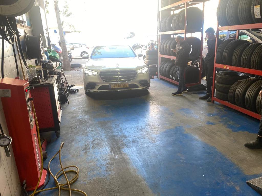 צמיג ותקר צמיג ותקר