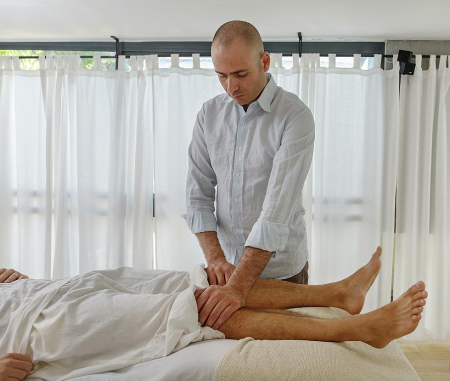 נדב דבוש רפלקסולוגיה נדב דבוש רפלקסולוגיה