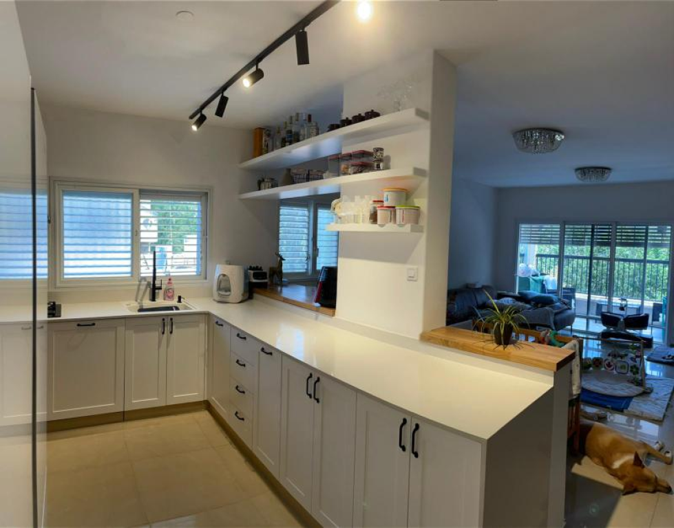 נגריית קאשי הרוני דוד נגריית קאשי הרוני דוד