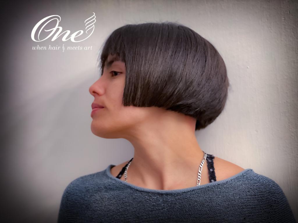 One מספרה One מספרה