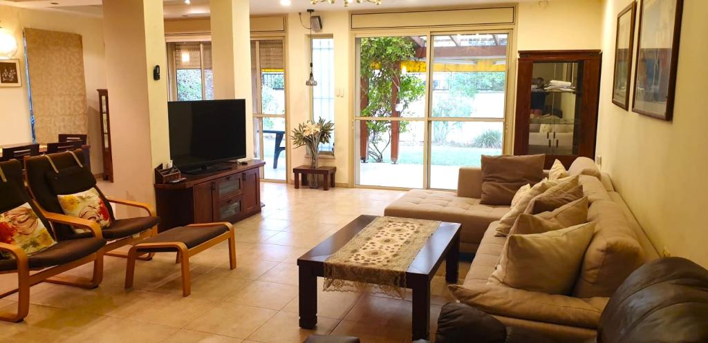 תיווך לב השכונה תיווך לב השכונה