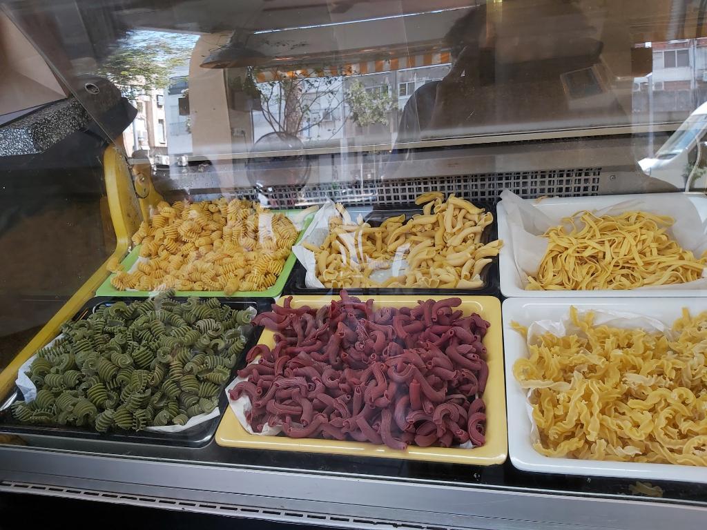 פסטה ויה פסטה ויה