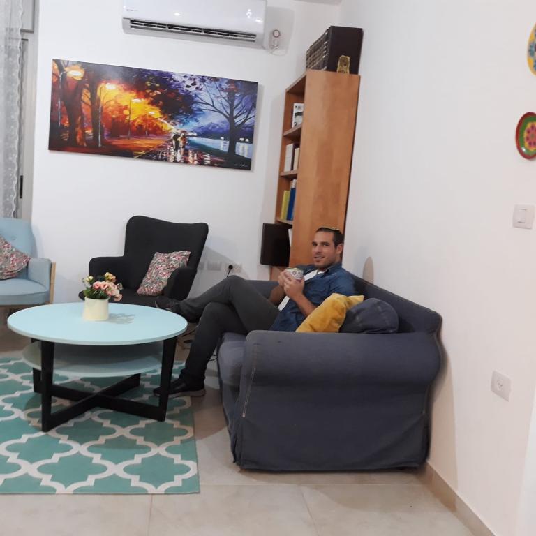 אביחי ברוכים אביחי ברוכים