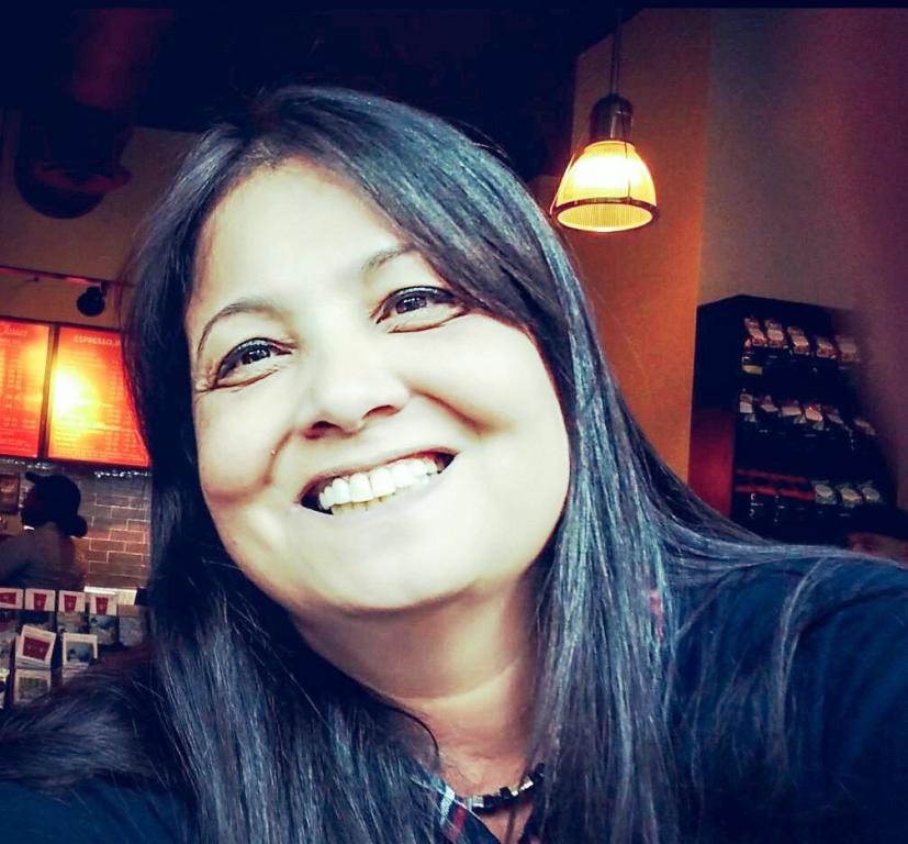 אמילי בירן אמילי בירן