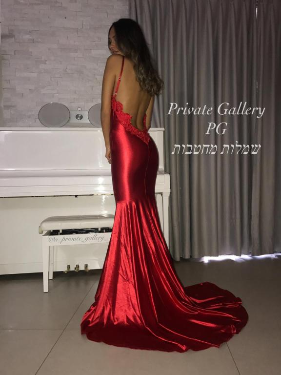 שמלות מחטבות Private Gallery שמלות מחטבות Private Gallery