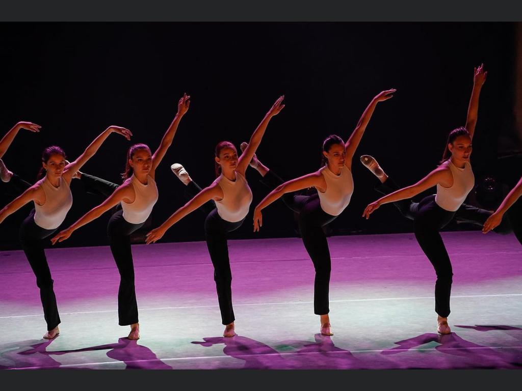 הכל מחול הכל מחול