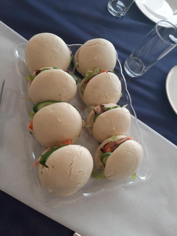 בופה לאכול ולהתאהב בופה לאכול ולהתאהב