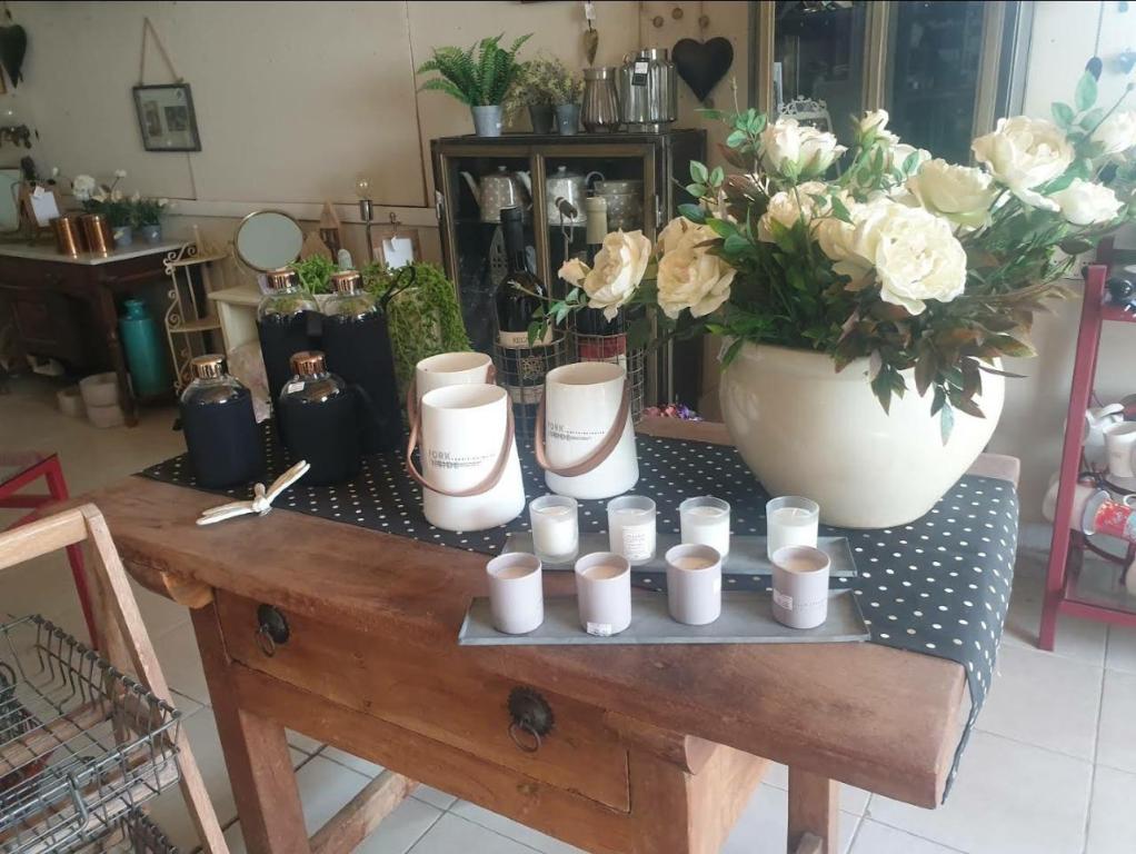 סופרמרקט וגלריה ברמות סופרמרקט וגלריה ברמות