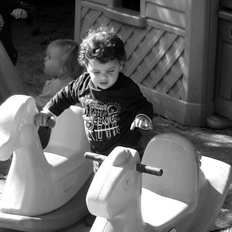 Giggles גן Giggles גן