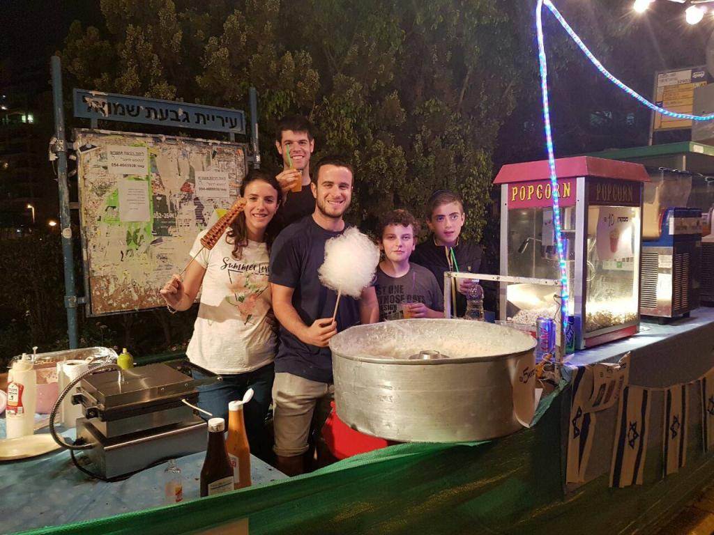 פופקורן השכרת מכונות מזון פופקורן השכרת מכונות מזון