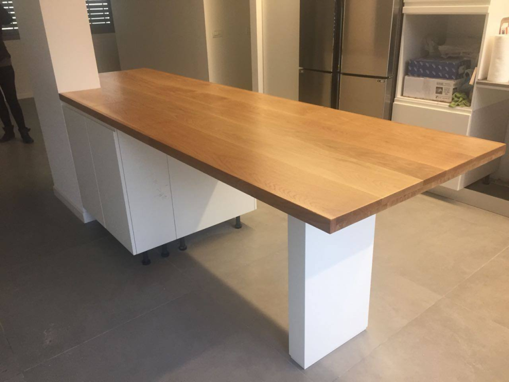 עץ ושיש עץ ושיש