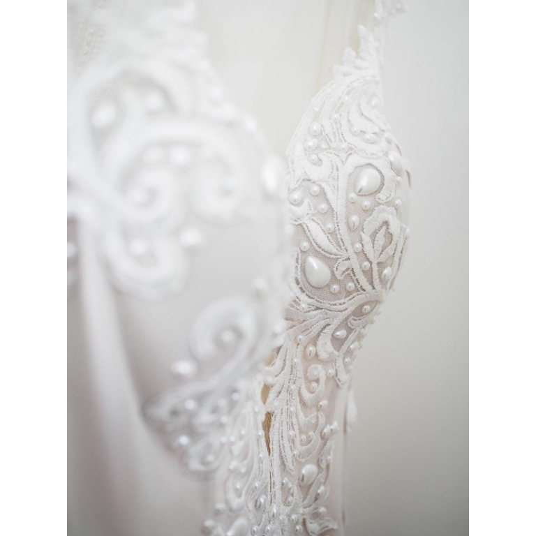 JONATHAN TURGEMAN white JONATHAN TURGEMAN white