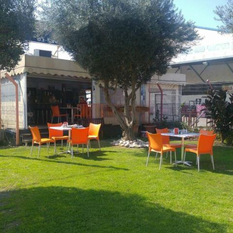 מזנון הנחשון מזנון הנחשון