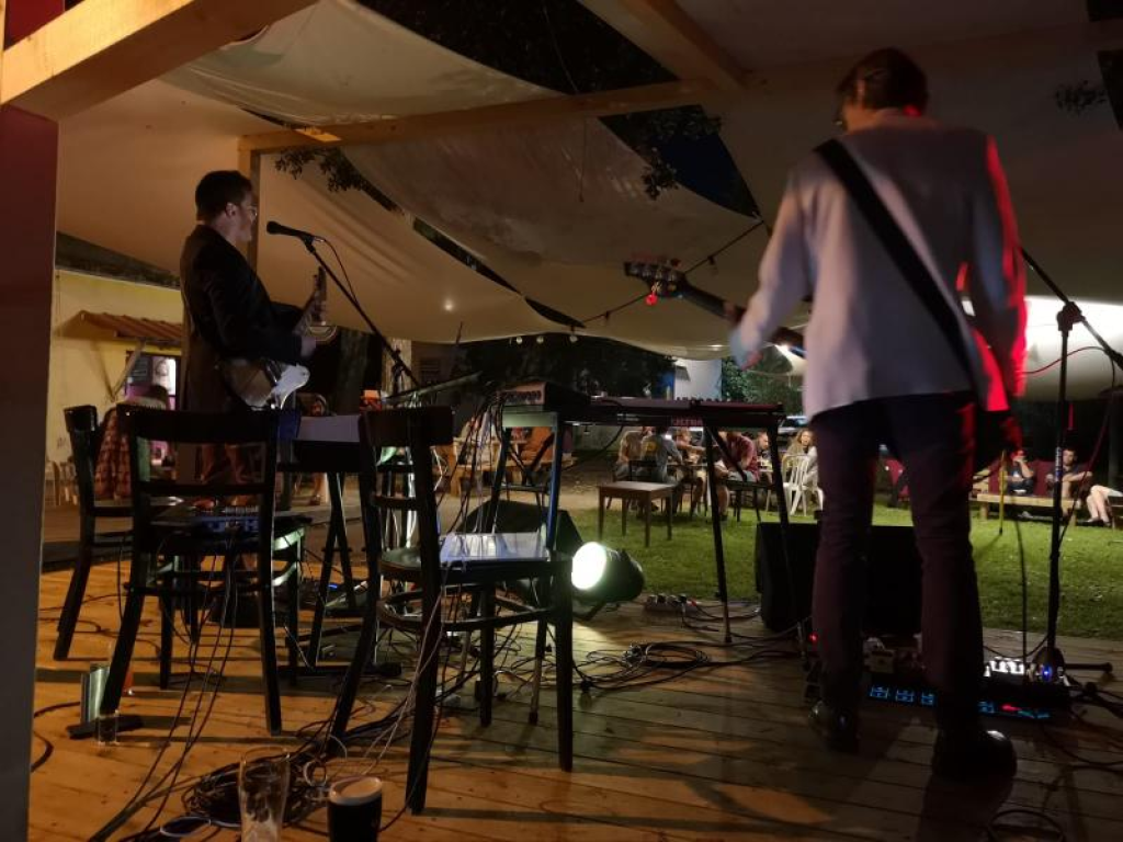 פאב סובארו שש פאב סובארו שש