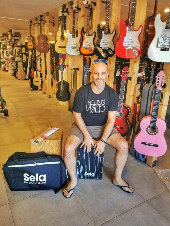 לייב מיוזיק כלי נגינה לייב מיוזיק כלי נגינה