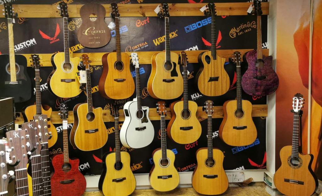 לייב מיוזיק כלי נגינה לייב מיוזיק כלי נגינה