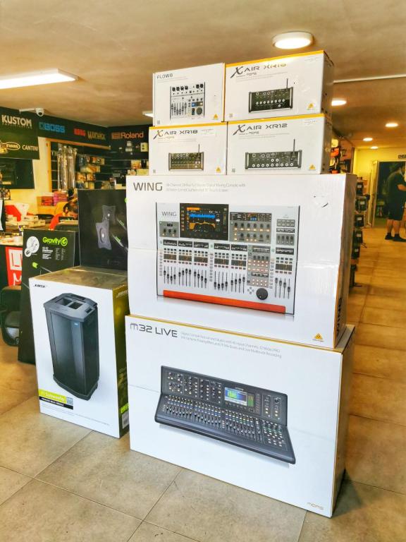 לייב מיוזיק כלי נגינה לייב מיוזיק כלי נגינה