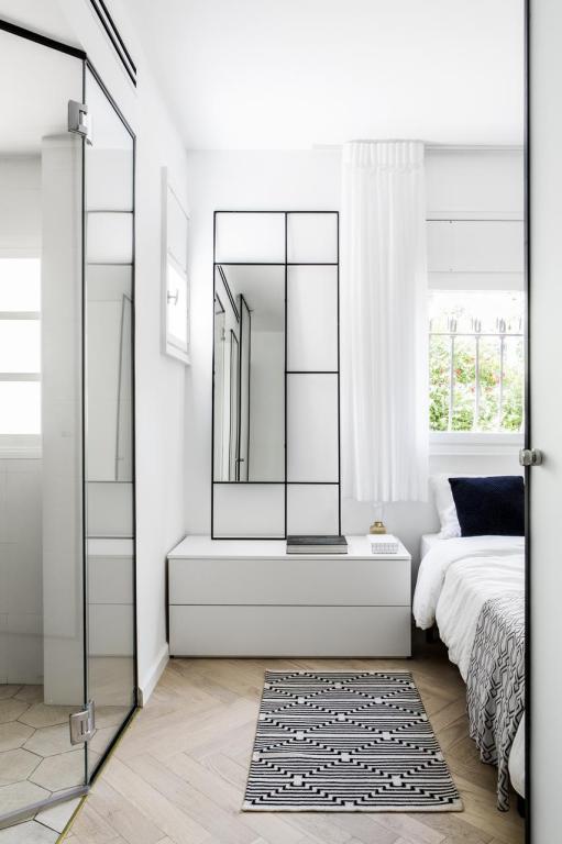 נעמה וולוצקי עיצוב פנים והום סטיילינג נעמה וולוצקי עיצוב פנים והום סטיילינג