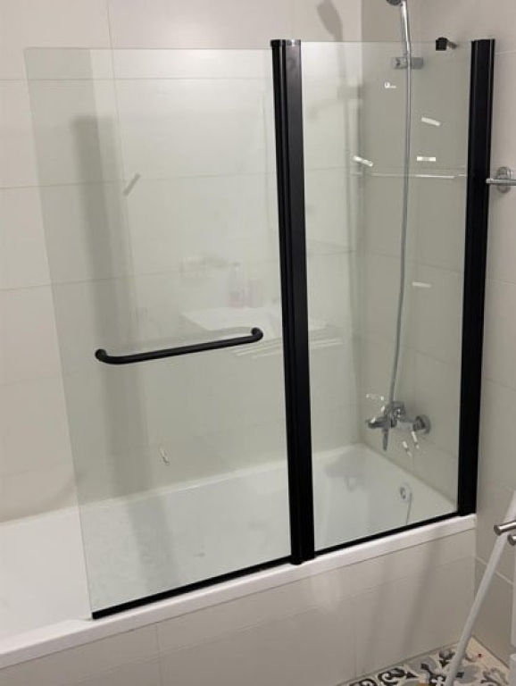 גרין מקלחונים גרין מקלחונים