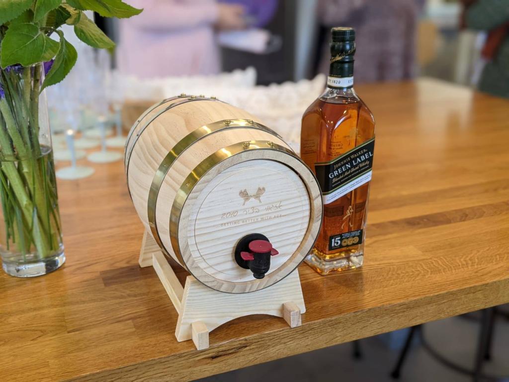 לחיים יין מהחבית לחיים יין מהחבית