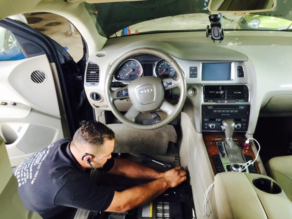 מוסך חשמליית חוף הכרמל מוצלח מוסך חשמליית חוף הכרמל מוצלח