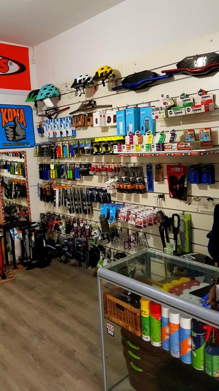 Unicycle יוניסייקל Unicycle יוניסייקל