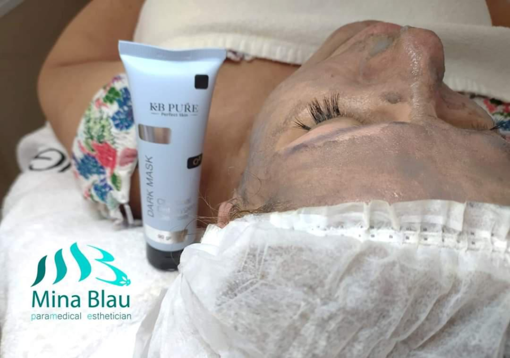 מינה בלאו קוסמטיקאית מוסמכת מינה בלאו קוסמטיקאית מוסמכת