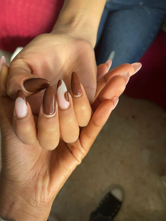 אוקסנה בניית ציפורניים אוקסנה בניית ציפורניים