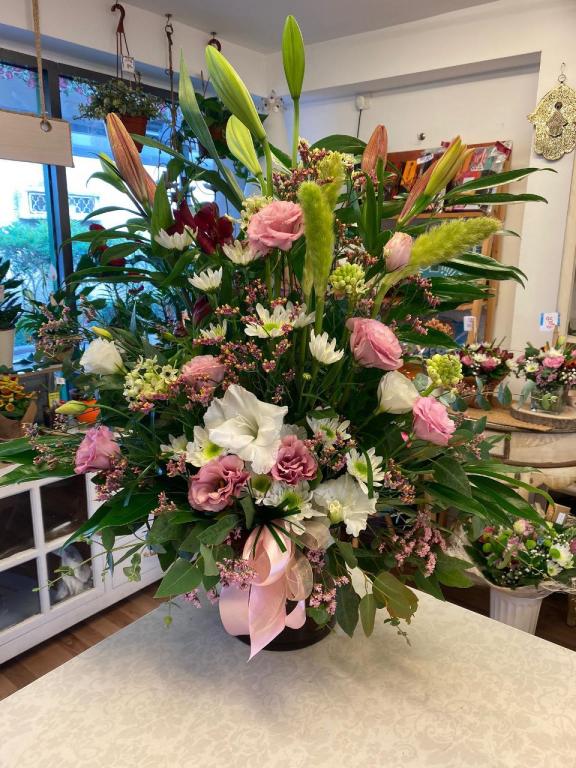 פרחים בצבעים פרחים בצבעים