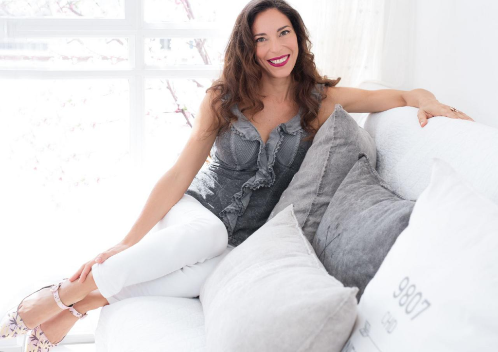 רחלי יעיש עיצוב פנים רחלי יעיש עיצוב פנים