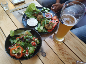 Chill bar חצר השוק