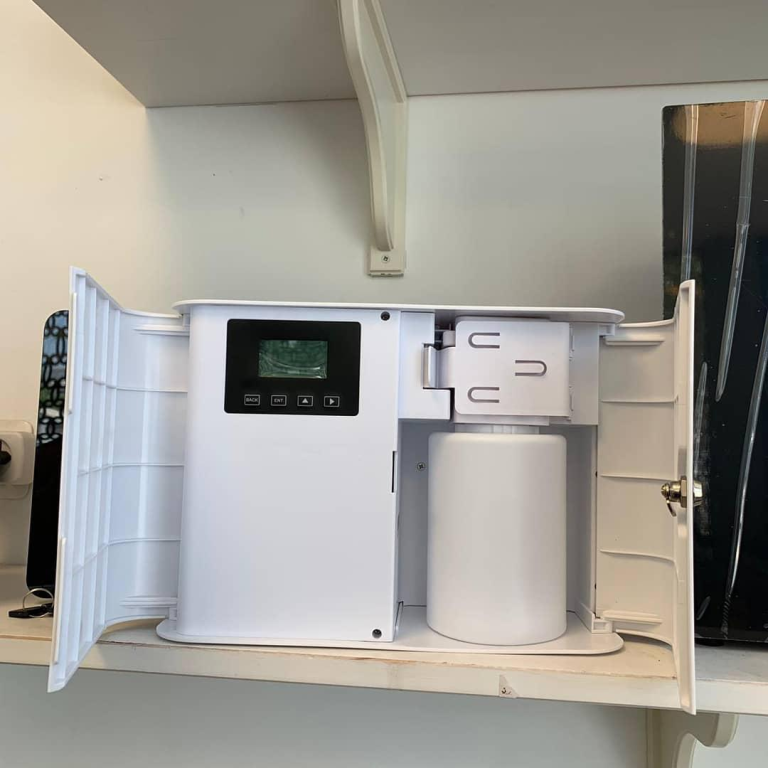 המבריקנים המבריקנים