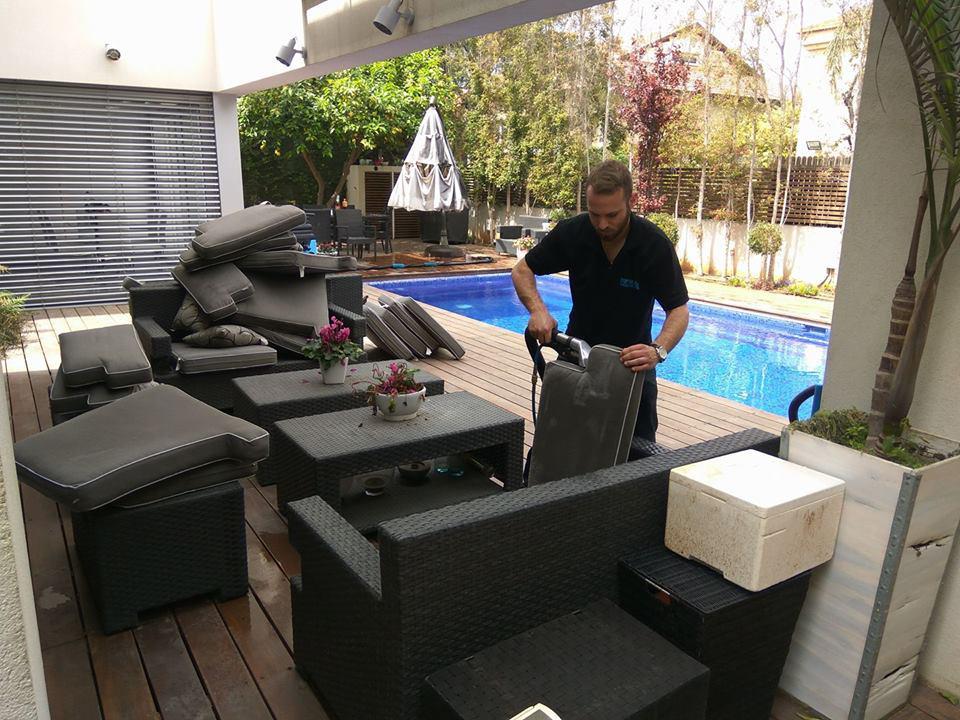 המבריקנים המבריקנים