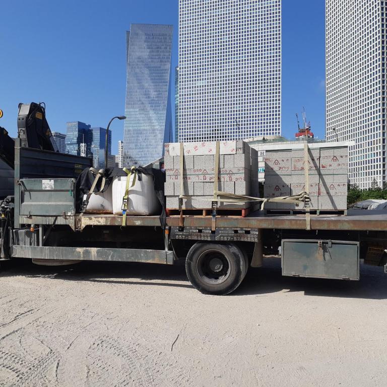 שבע לבניין שבע לבניין