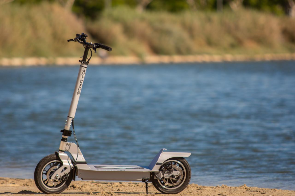 קורקינט חשמלי סקוטאייר קורקינט חשמלי סקוטאייר