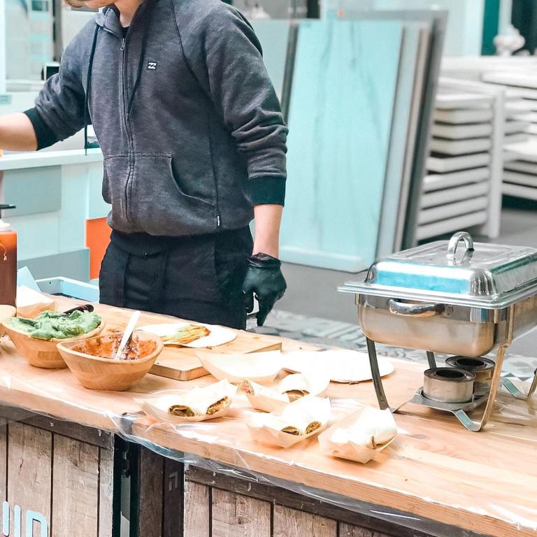 השכרת דוכני מזון בחמד השכרת דוכני מזון בחמד