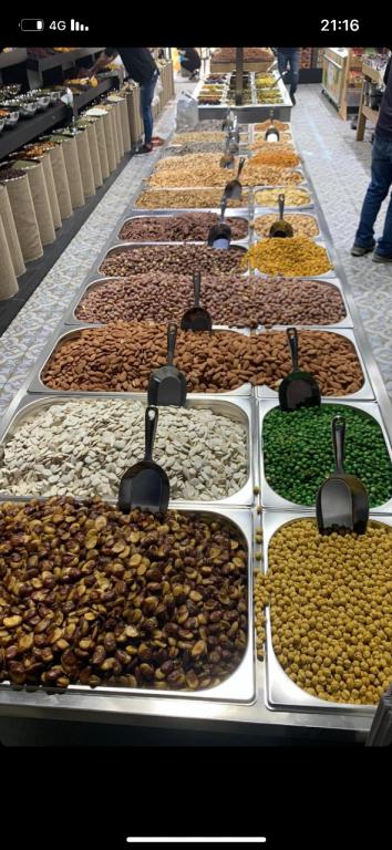 אותנטי כל הדברים הטובים אותנטי כל הדברים הטובים