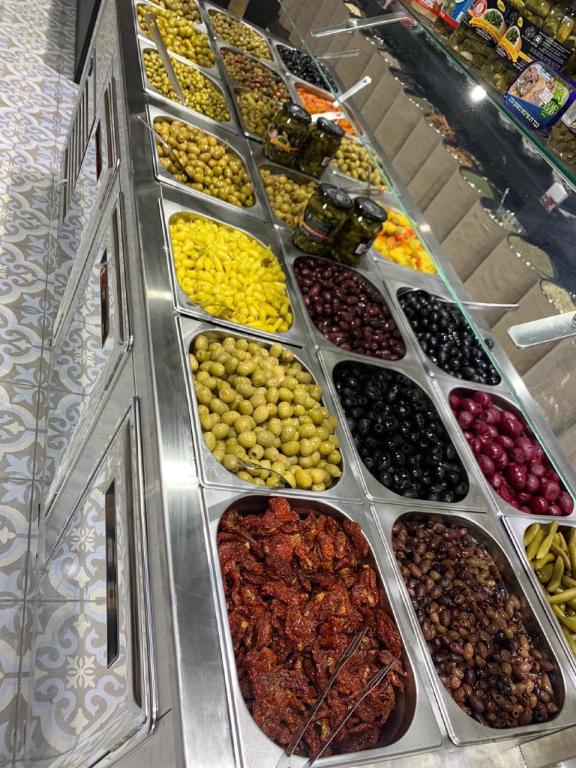 אותנטי כל הדברים הטובים אותנטי כל הדברים הטובים