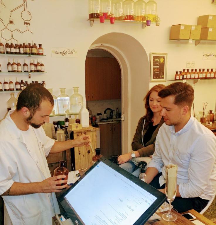 PERFUNIQ my own perfume PERFUNIQ my own perfume