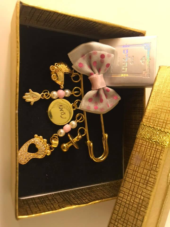 LucyBaby סיכות מזל לתינוקות LucyBaby סיכות מזל לתינוקות