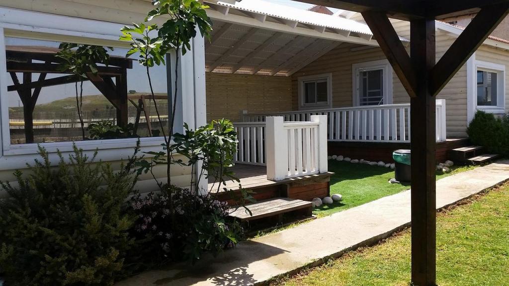 בקתות לוטן בדלתון בקתות לוטן בדלתון