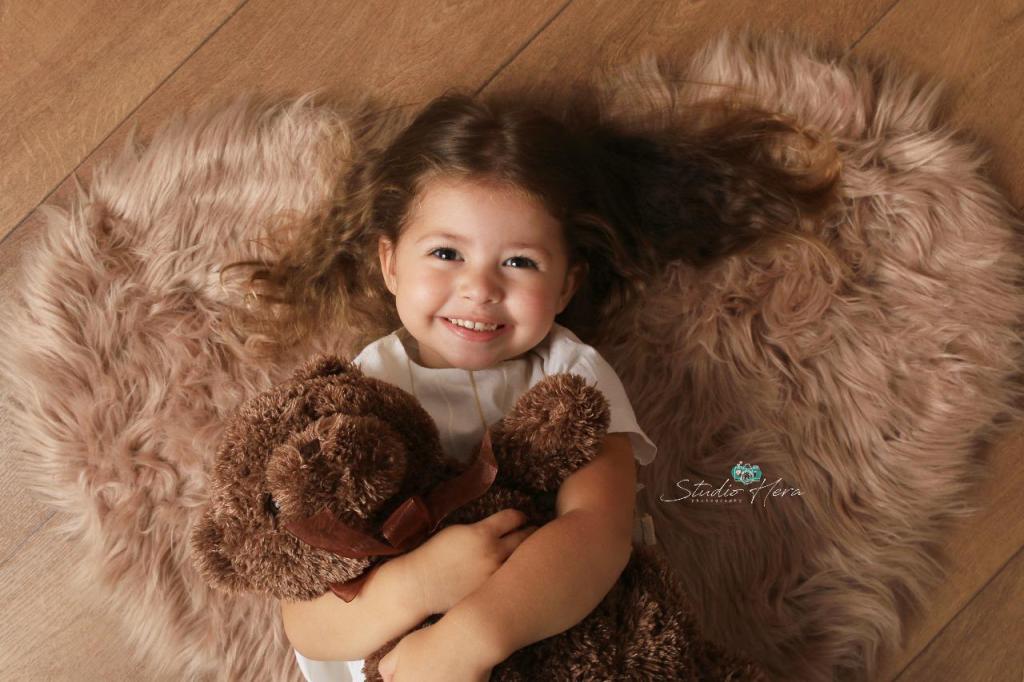 סטודיו הרה סטודיו הרה