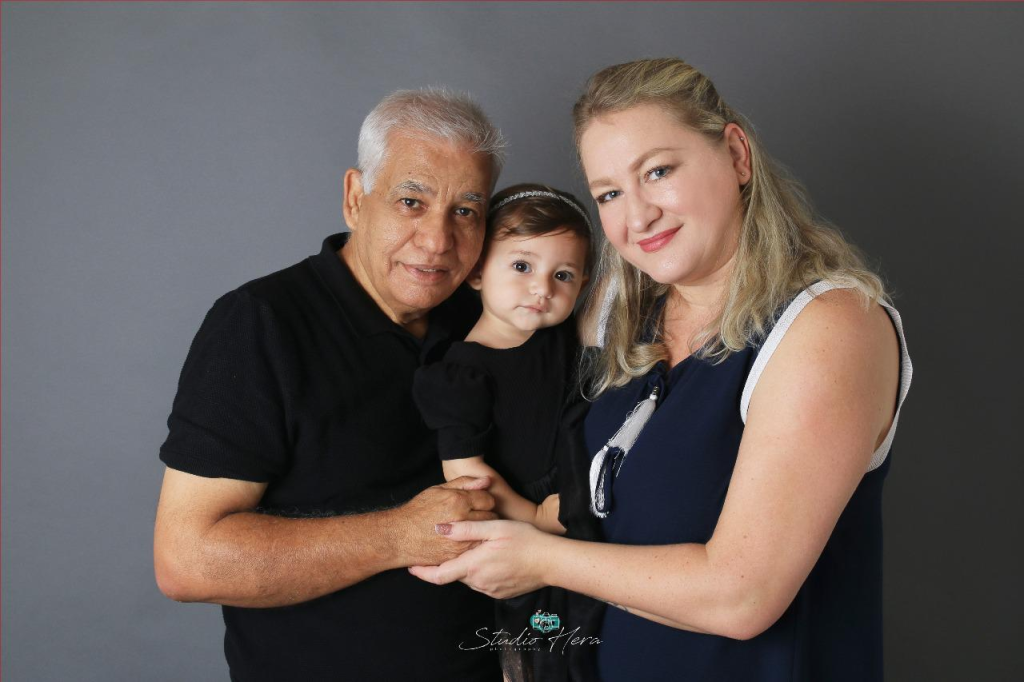 סטודיו הרה סטודיו הרה