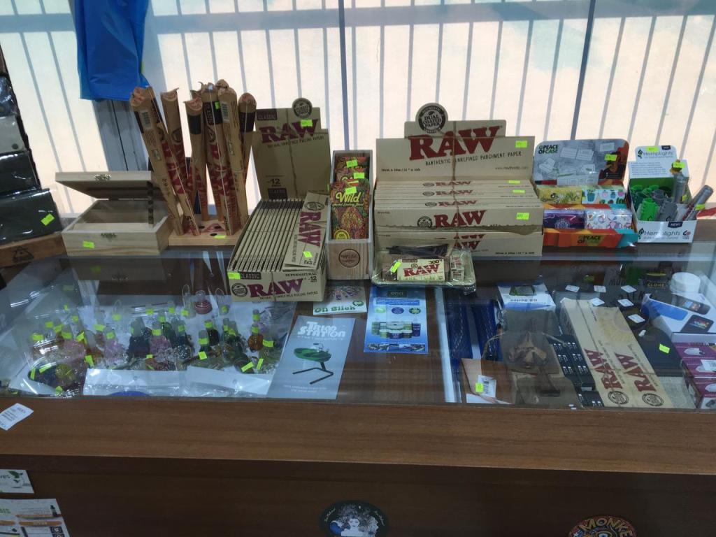 עלים ירוקים הידרופוניקס עלים ירוקים הידרופוניקס