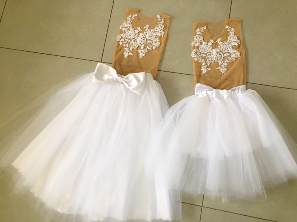 לי בן שושן מעצבת אופנה לי בן שושן מעצבת אופנה