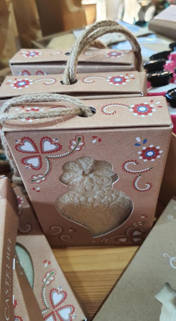 בעשר אצבעותיי יעל ארנון בעשר אצבעותיי יעל ארנון