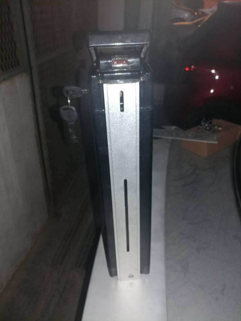 מיכאל המחלץ מיכאל המחלץ